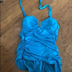 Women’s bathing suit